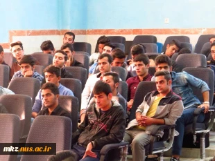 نشست بصیرت افزایی با حضور استاد دکتر جواد یاری کارشناس امورسیاسی در استان مرکزی 6