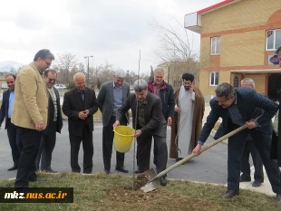 درختکاری در محوطه دانشکده به مناسب روز درختکاری 3