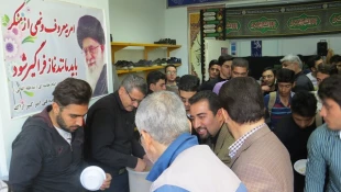 برگزاری مراسم قرائت زیارت عاشورای حسینی در نمازخانه دانشگاه با حضور پر شور دانشجویان، اساتید و همکاران  11