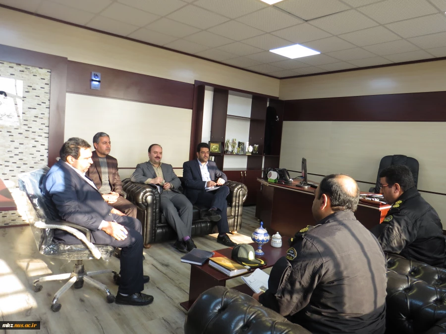 نشست مشترک فرمانده وظیفه عمومی استان مرکزی و رئیس دانشگاه فنی و حرفه ای استان مرکزی 4
