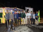 ایستگاه صلواتی در جلوی درب ورودی دانشگاه 10