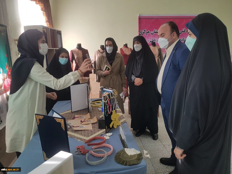 برگزاری نمایشگاه آثار دانشجویان صاحب کسب و کار دانشگاه فنی و حرفه ای استان مرکزی واحد دختران اراک (اطهر)  2