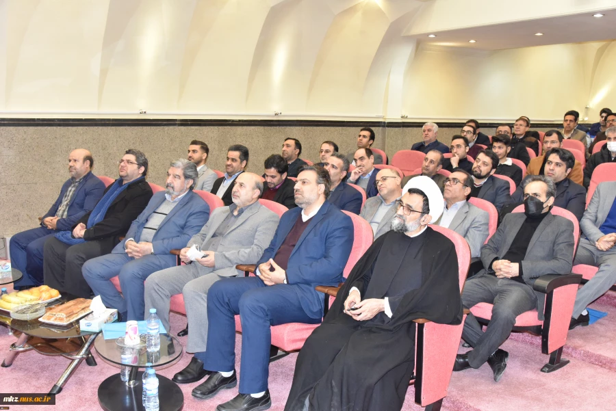 معاون وزیر و رئیس سازمان تحقیقات، آموزش و ترویج کشاورزی در همایش روز ملی پژوهش و فناوری دانشگاه فنی و حرفه‌ای:
دانشگاه فنی و حرفه‌ای می‌تواند در برقراری امنیت غذایی به عنوان اولویت کشور نقش‌آفرین باشد
 3
